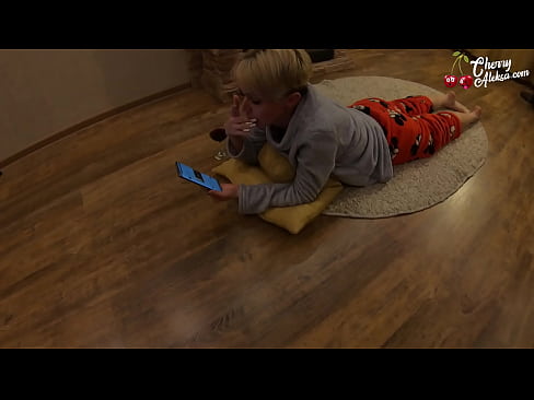 ❤️ Šialená blondínka fajčí obrovský penis a skáče na ňom - análny sex ❤❌ Kvalitné porno na nás sk.pornoincest.ru